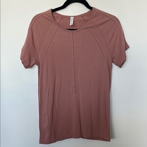 Athleta Purple Fitted Short Sleeve Tee M